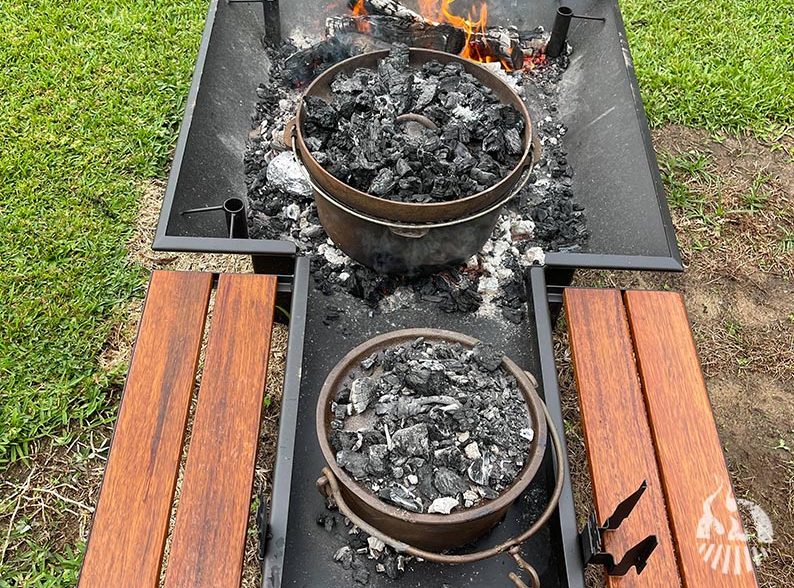 camp-oven-fire-pit-extended_0007_008